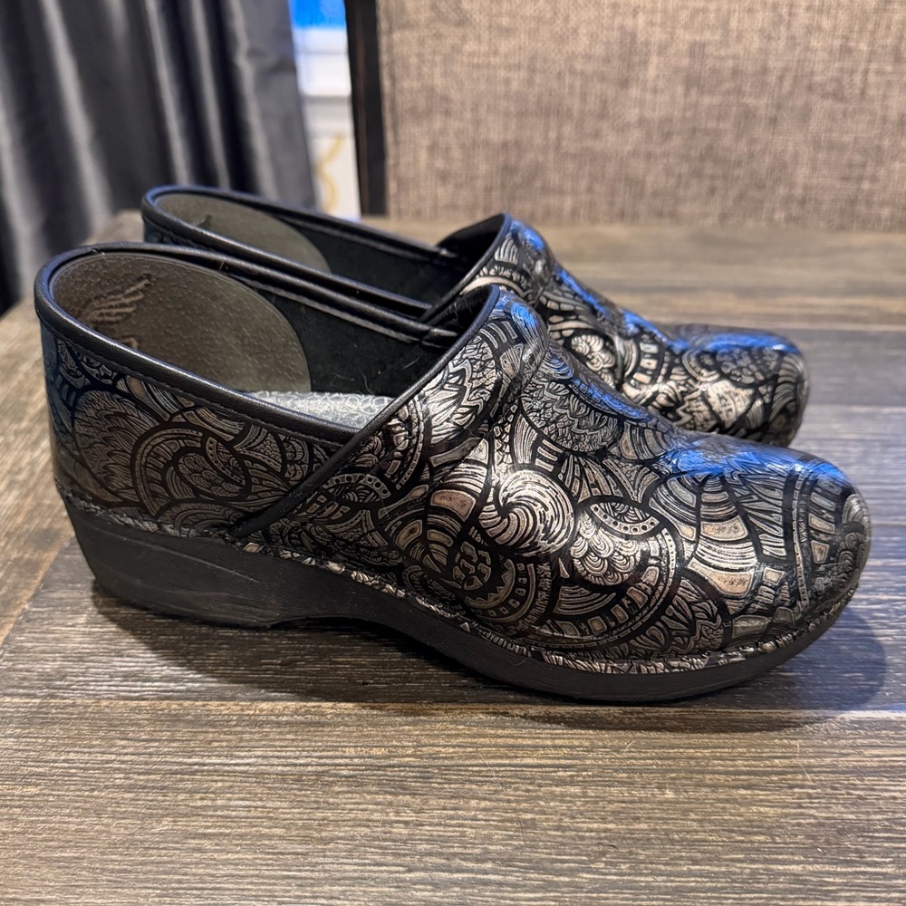 Dansko XP Professional Fossil
floral iridescent holographic print Women's Clogs